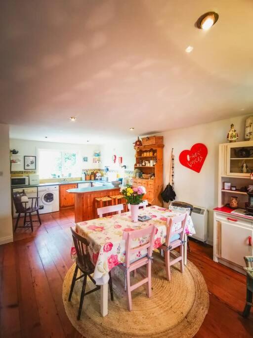 Orchard Cottage Dingle Exterior foto